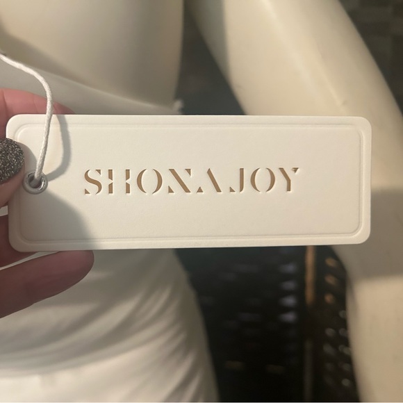 Shona Joy of Australia for anthropology Martine lace gathered one shoulder maxi - Picture 10 of 13